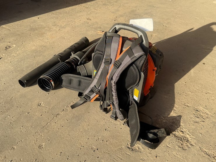 #2030-•-husqvarna-150-bt-back-mounted-leaf-blower-image-3