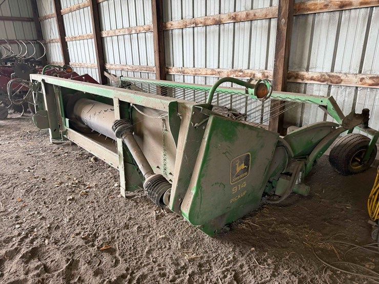 john-deere-914-header-image-2
