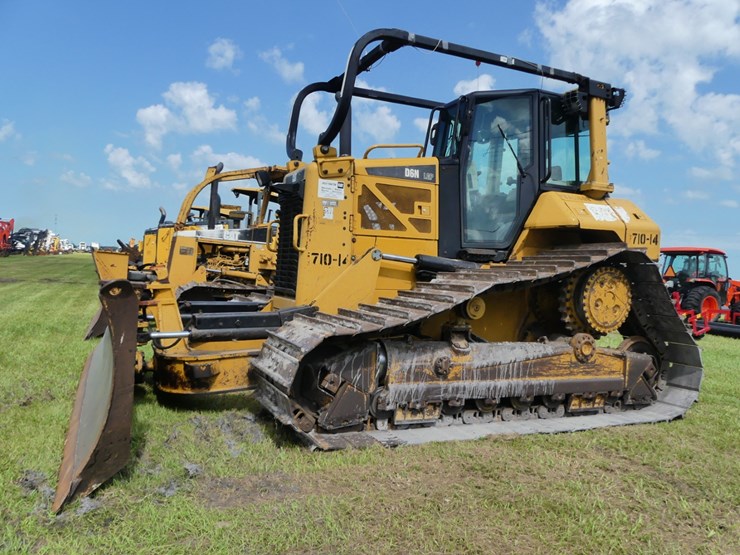 caterpillar-d6n-image-1