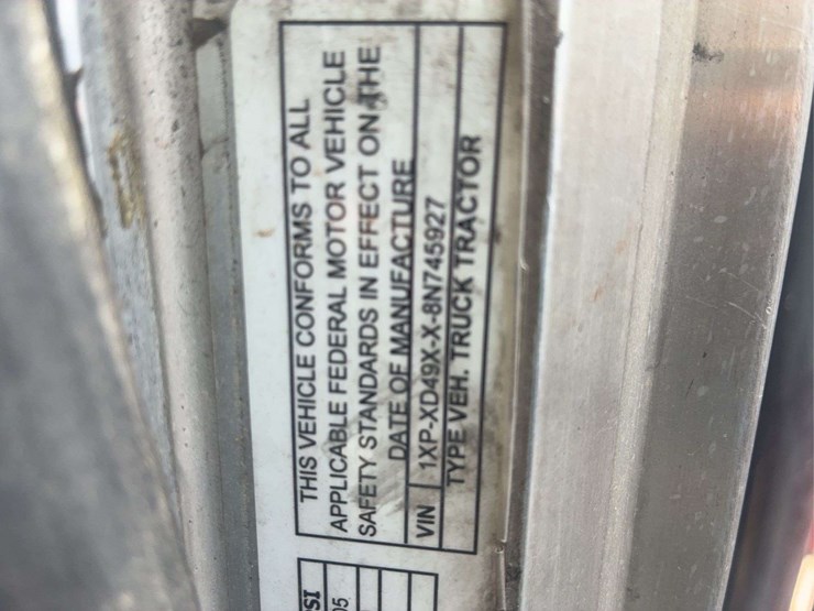 2008-peterbilt-389-image-61