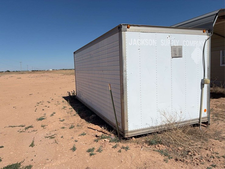box-truck-container-image-1