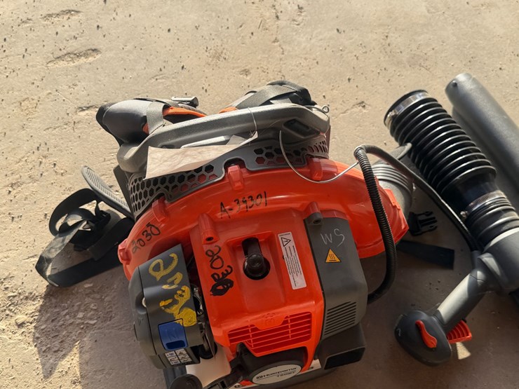 #2030-•-husqvarna-150-bt-back-mounted-leaf-blower-image-8