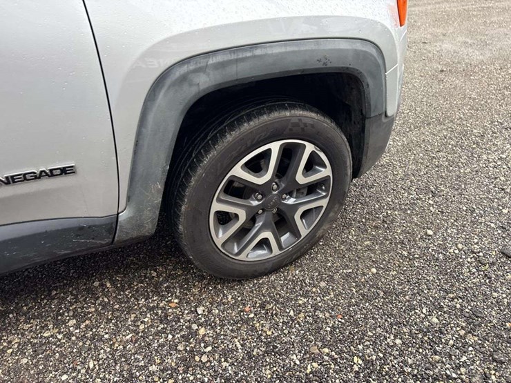 2018-jeep-renegade-image-8