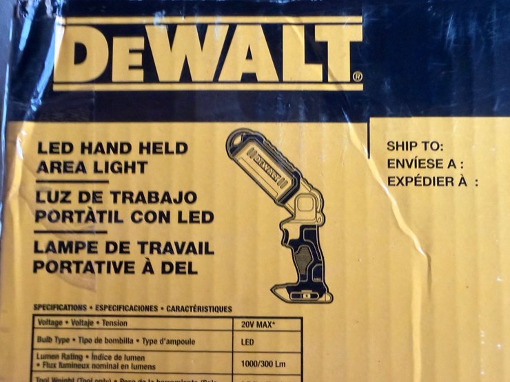 #2018-•-dewalt-20v-led-handheld-area-light-image-10