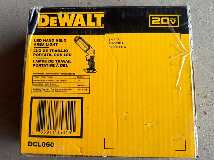 #2018-•-dewalt-20v-led-handheld-area-light-image-8