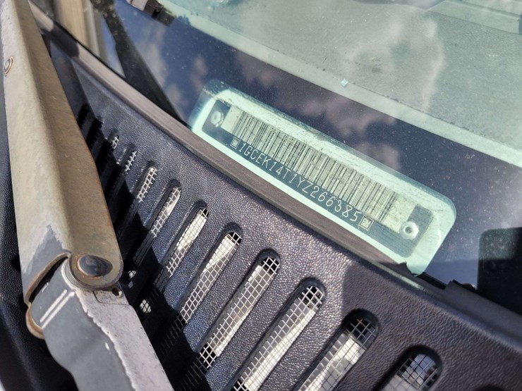 2000-chevrolet-silverado-1500-image-16