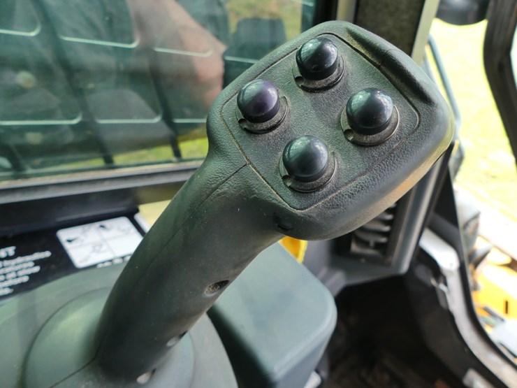 deere-333g-image-16