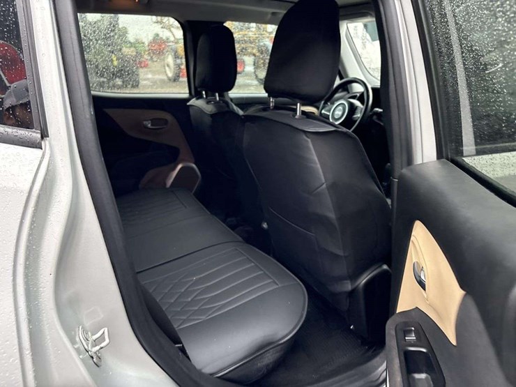 2018-jeep-renegade-image-12