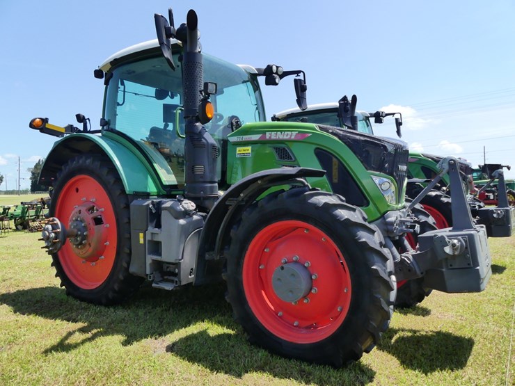 fendt-714-vario-image-2