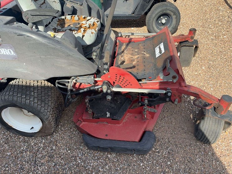 toro-groundsmaster-7200-image-4