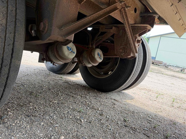 wilson-grain-trailer-image-13