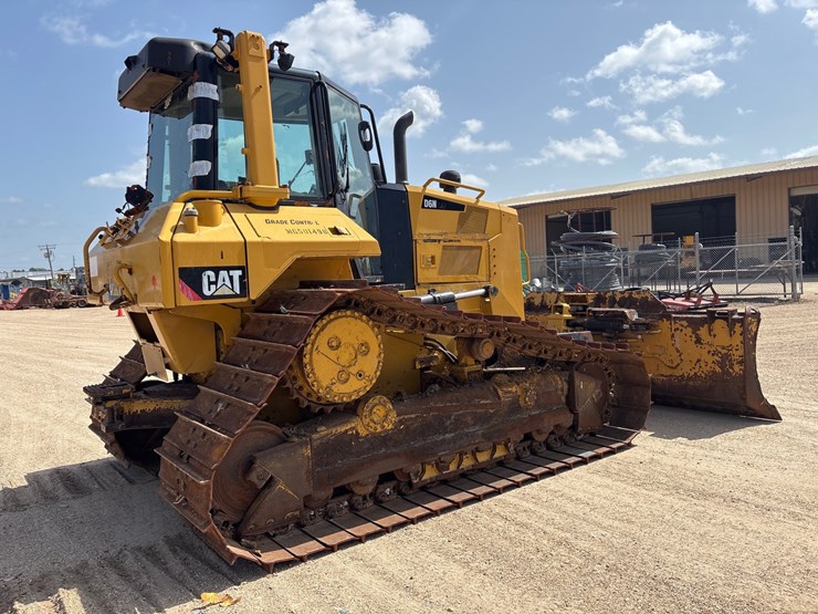 caterpillar-d6n-lgp-image-3