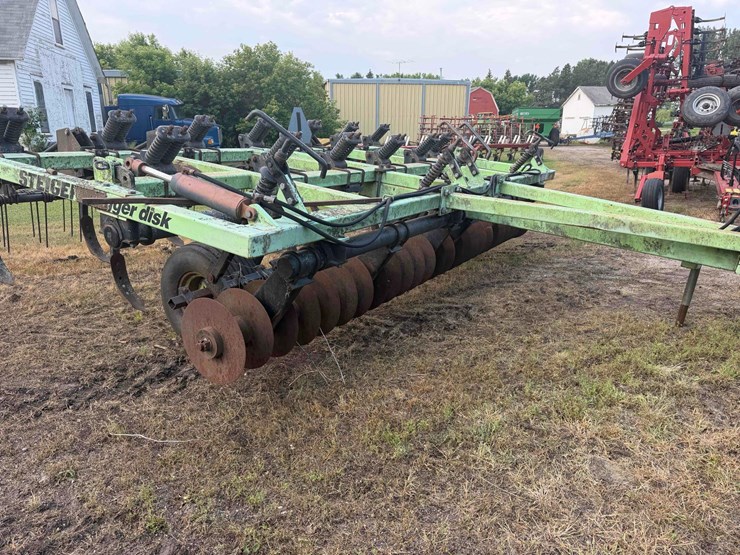 steiger-2213-disc-image-7
