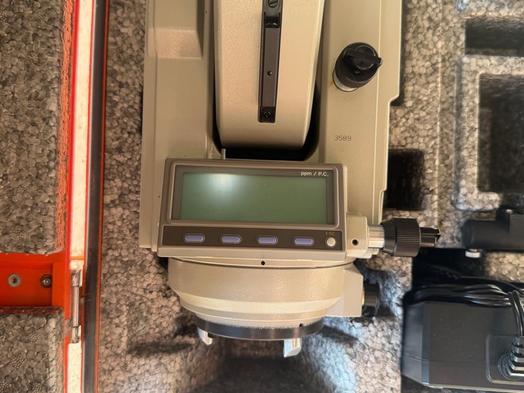 #2023-•-sokkia-set-5a-total-station-image-9