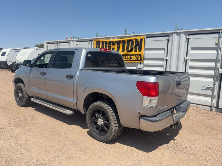 2010-toyota-tundra-image-4