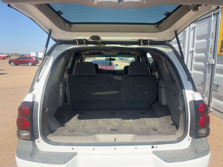 2003-chevrolet-trailblazer-image-11