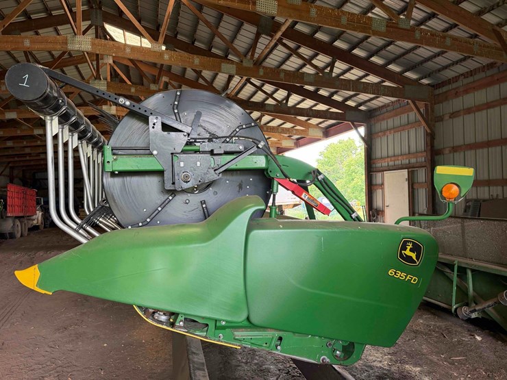john-deere-635f-image-12