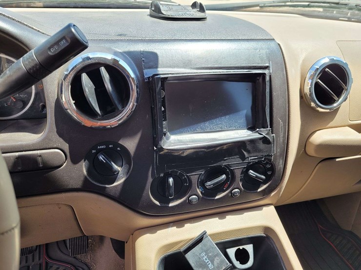 2006-ford-expedition-xlt-image-16