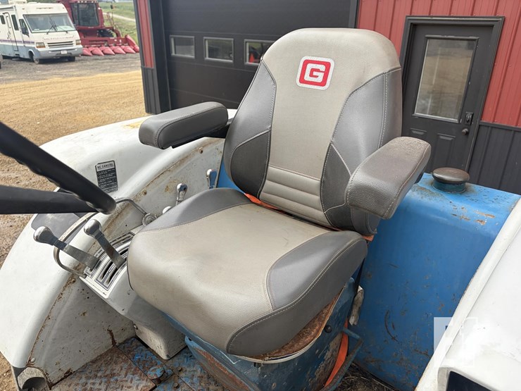 ford-8000-image-16