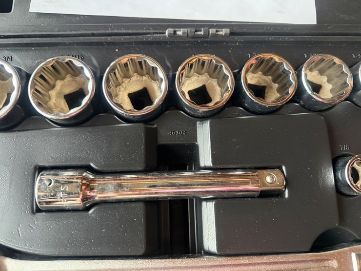 #2006-•-craftsman-3/4in-socket-set-image-5