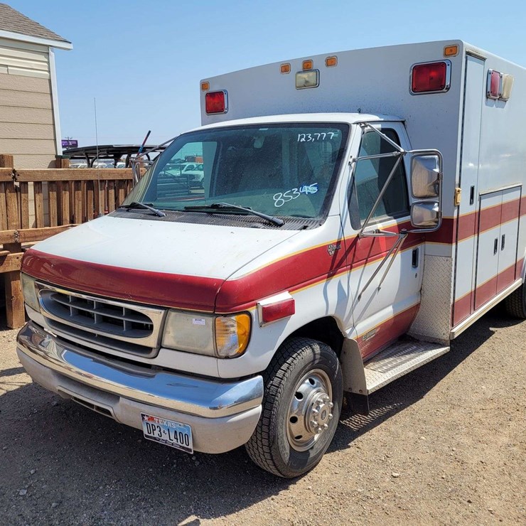 1999 FORD E450