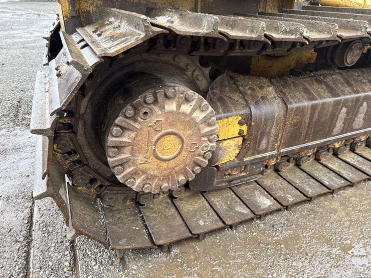 caterpillar-d5k-image-16