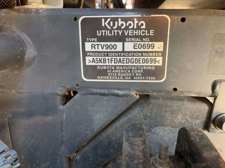 kubota-rtv900-image-6
