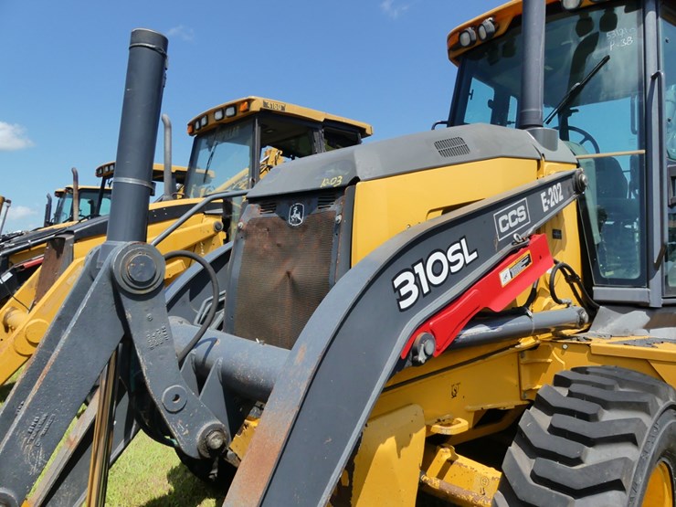 2020-deere-310sl-image-12