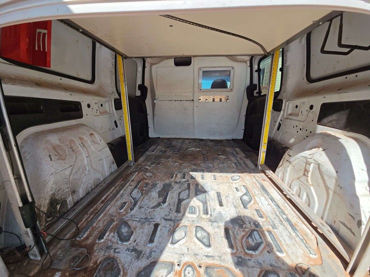 2017-ram-promaster-city-image-13