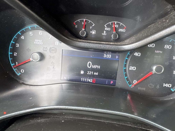 2020-chevrolet-colorado-image-16