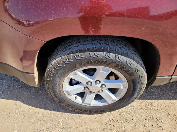 2016-gmc-acadia-image-4