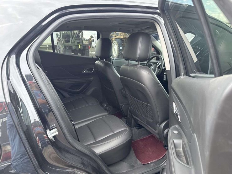 2015-buick-encore-image-12