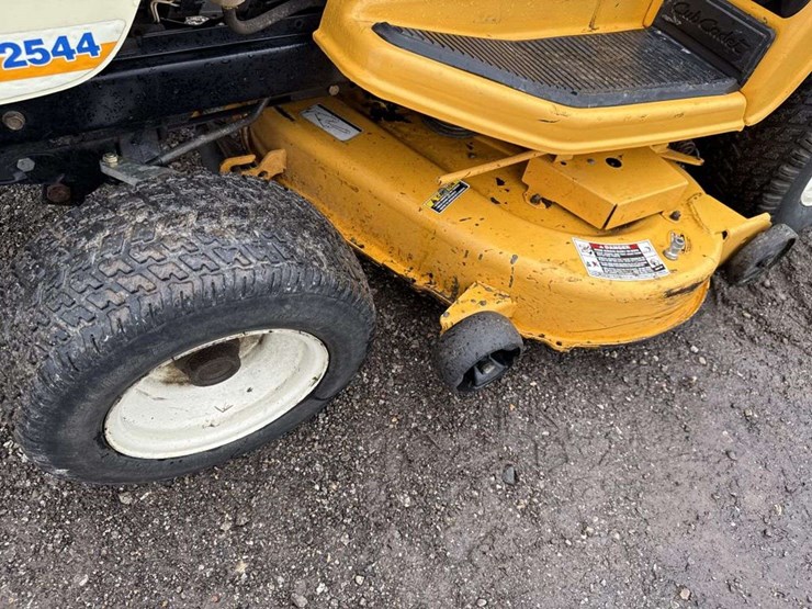 cub-cadet-gt2544-image-6