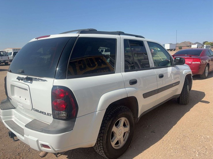 2003-chevrolet-trailblazer-image-3