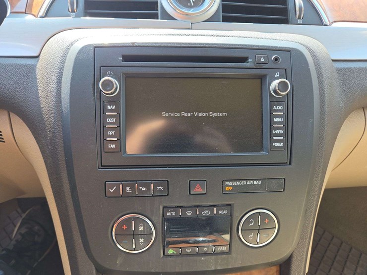 2011-buick-enclave-cxl-image-18