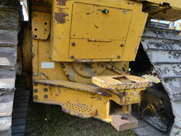 caterpillar-d6n-image-7