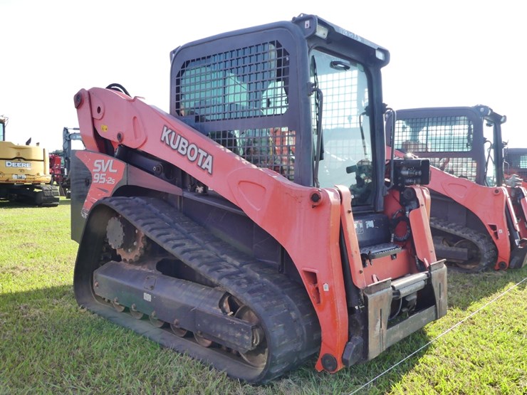 kubota-svl95-2s-image-2