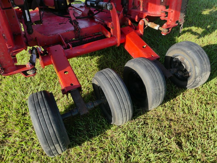 bush-hog-1812-image-5