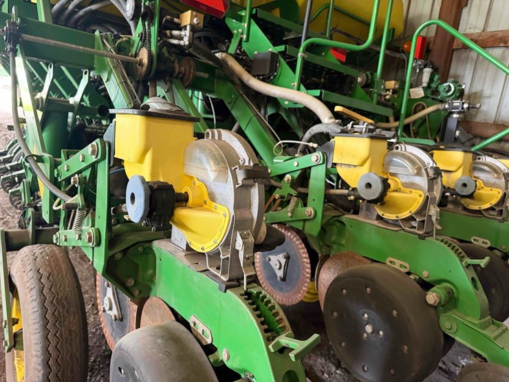 john-deere-1790-image-5