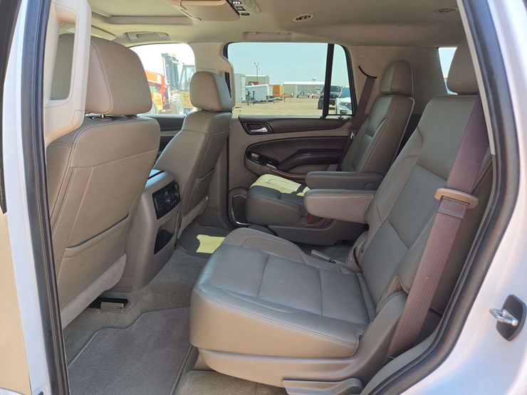 2018-chevrolet-tahoe-image-7