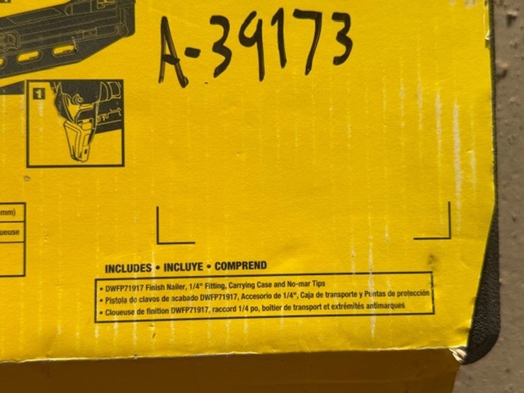 #2027-•-dewalt-16-gauge-finish-nailer-image-13