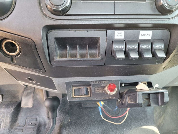 2015-ford-f550-image-22