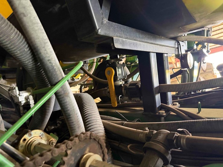 john-deere-1790-image-22