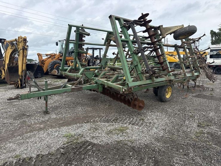 john-deere-722-image-1