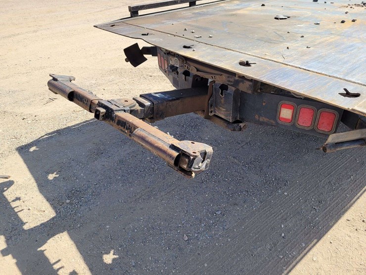 2004-ford-f550-image-10