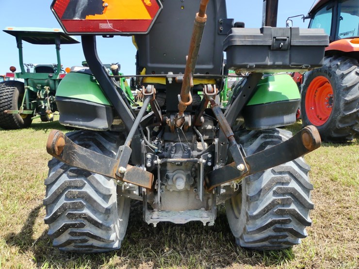 2018-john-deere-1025r-image-5