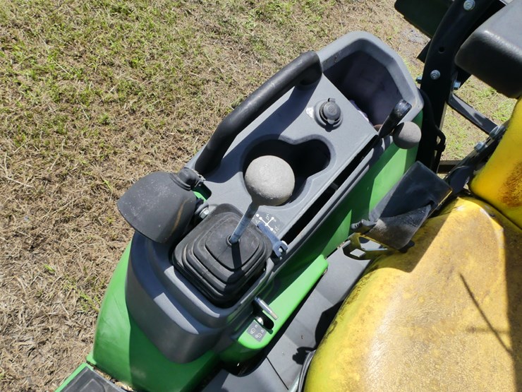2018-john-deere-1025r-image-13