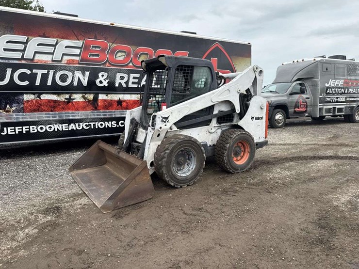2012-bobcat-s750-image-1
