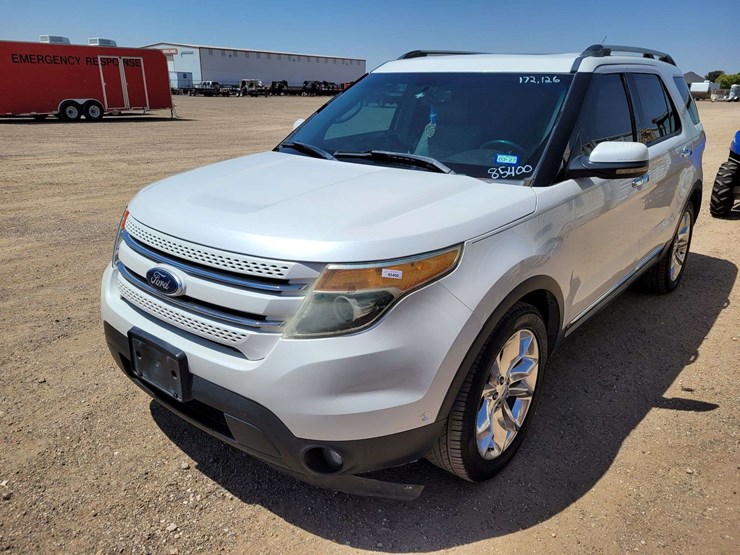 2012-ford-explorer-limited-image-1