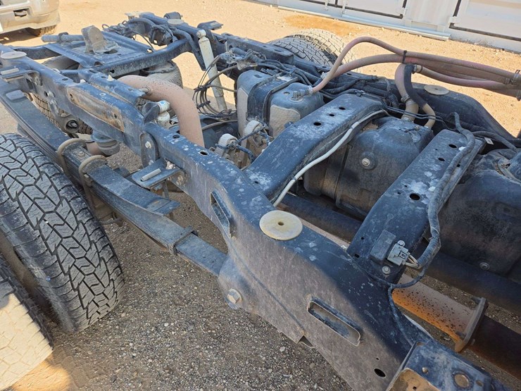 2017-ford-f350-image-12